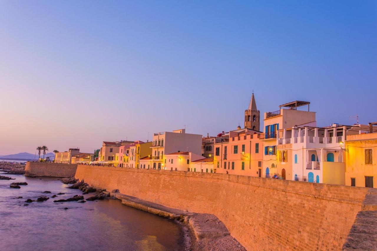 Panoramic Bastioni Sea View Apartamento Alghero Exterior foto