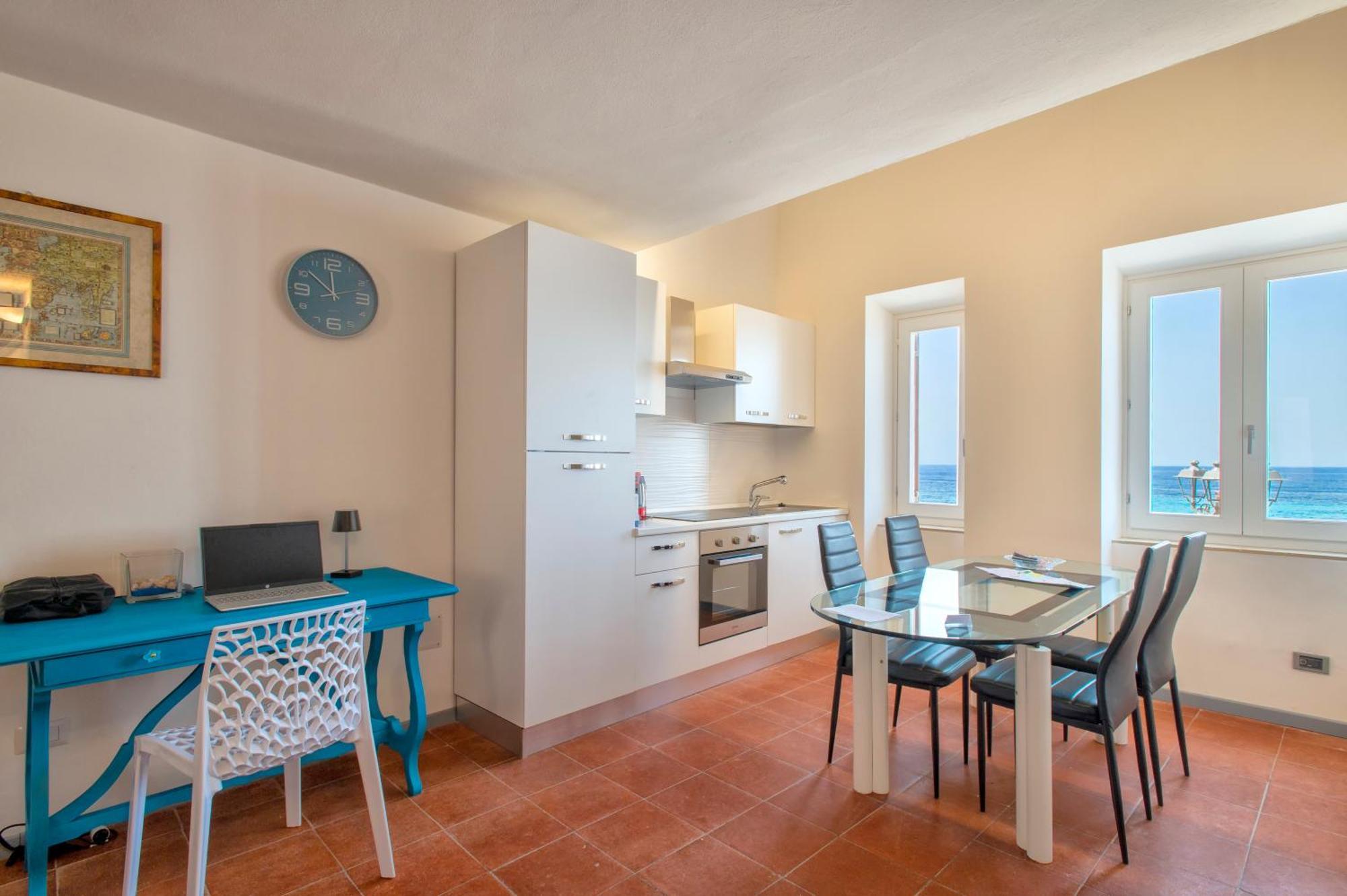 Panoramic Bastioni Sea View Apartamento Alghero Exterior foto
